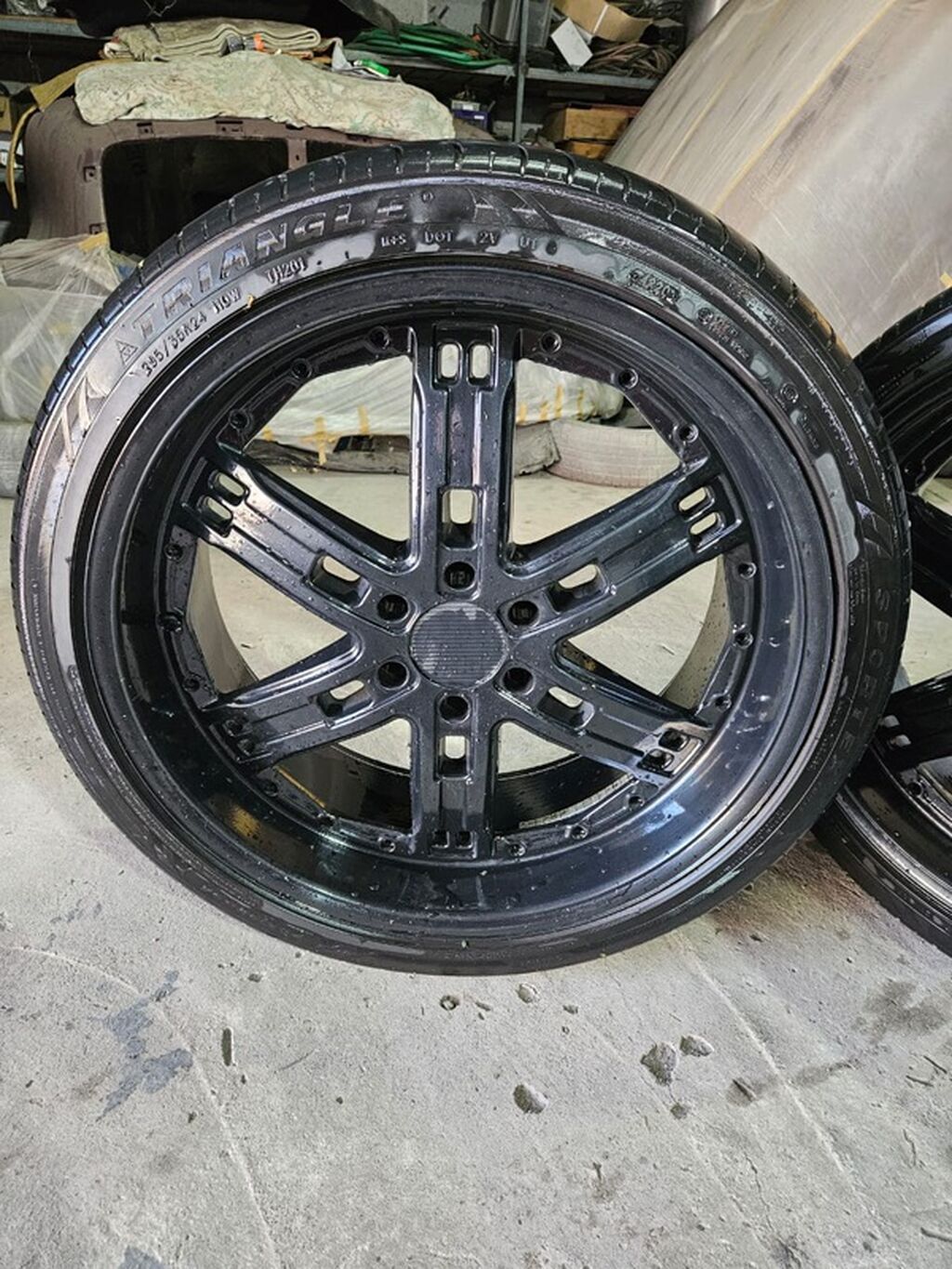Комплект из 4 автомобильных колес в сборе: легкосплавные диски +: фото 6
