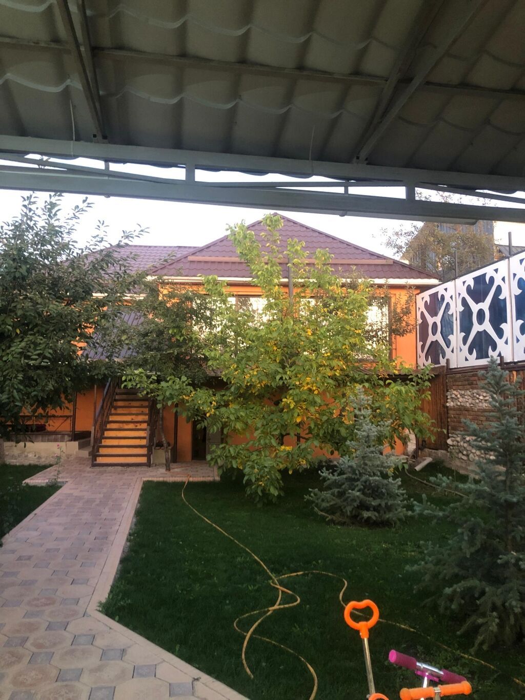 4 комнаты, 97 м², 4 соток, Бишкек, Собственник: фото 3