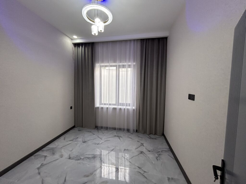 4 otaqlı, 130 kv. m, Yeni təmirli
