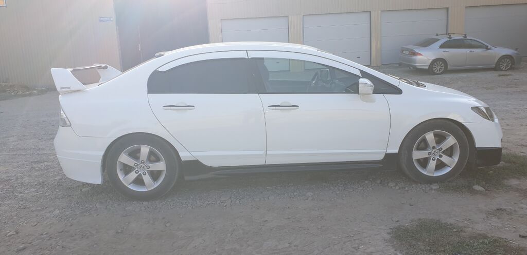 Honda Civic: 2010 г., 1.8 л, Автомат, Бензин, Седан: фото 6