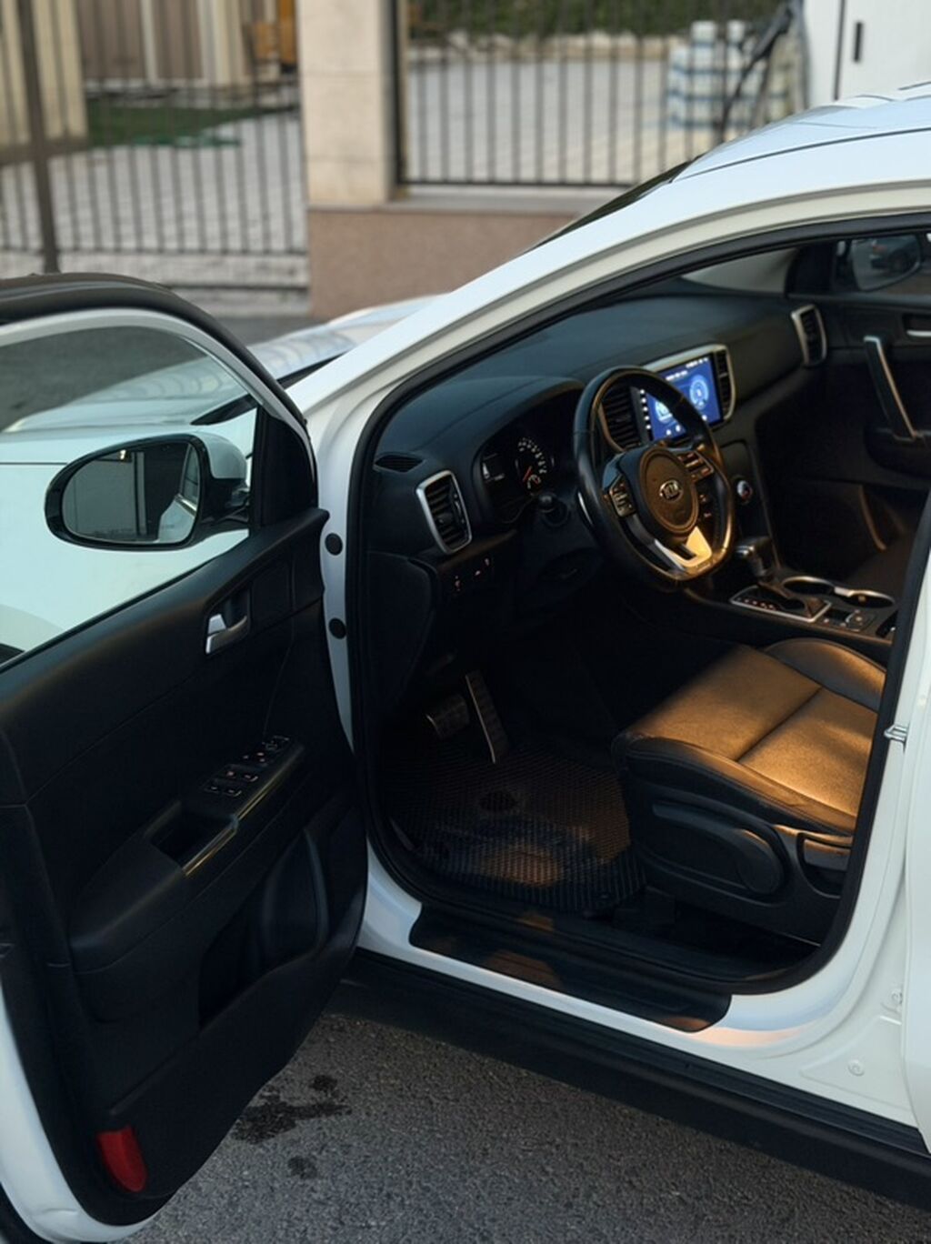 Kia Sportage: 2020 г., 1.6 л, Автомат, Дизель, Кроссовер: фото 7