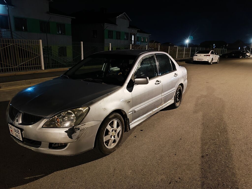 Mitsubishi Lancer: 2004 г., 1.6 л, Автомат, Бензин, Седан: фото 3
