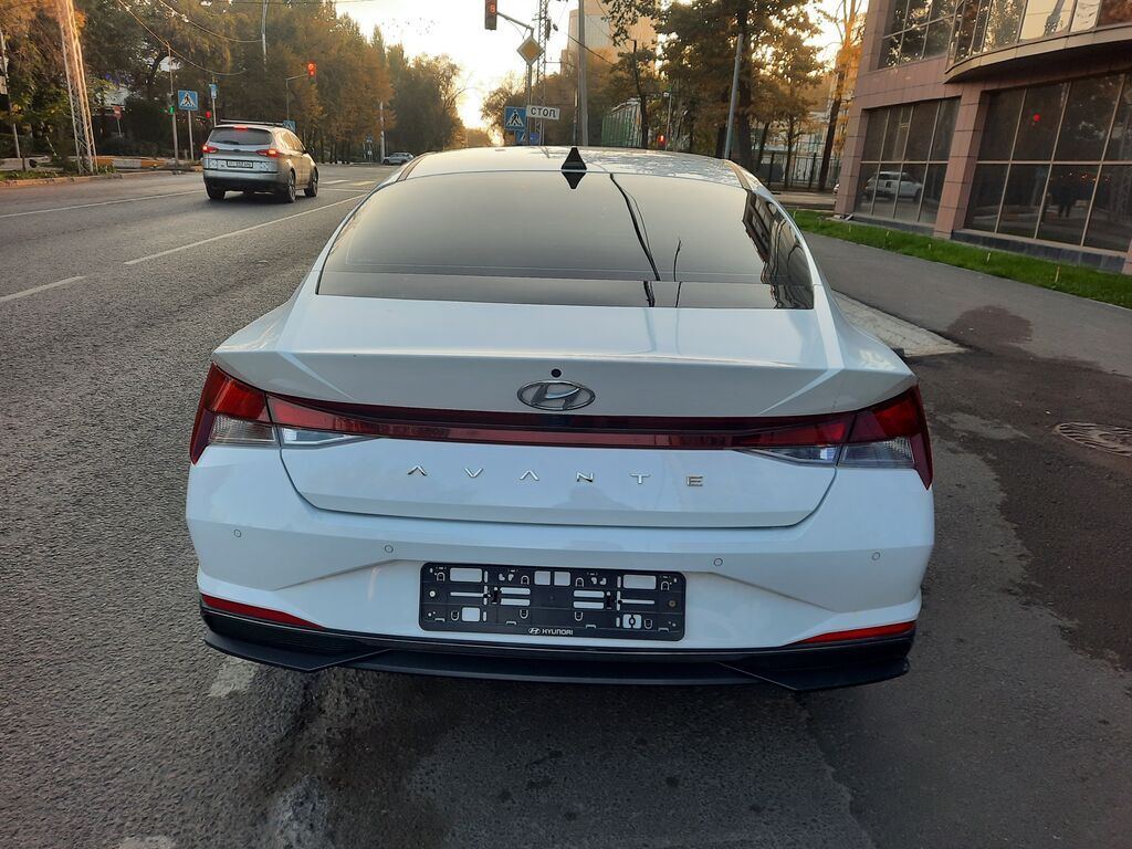Hyundai Avante, 2022 г., 1.6 л, автомат, седан: фото 4
