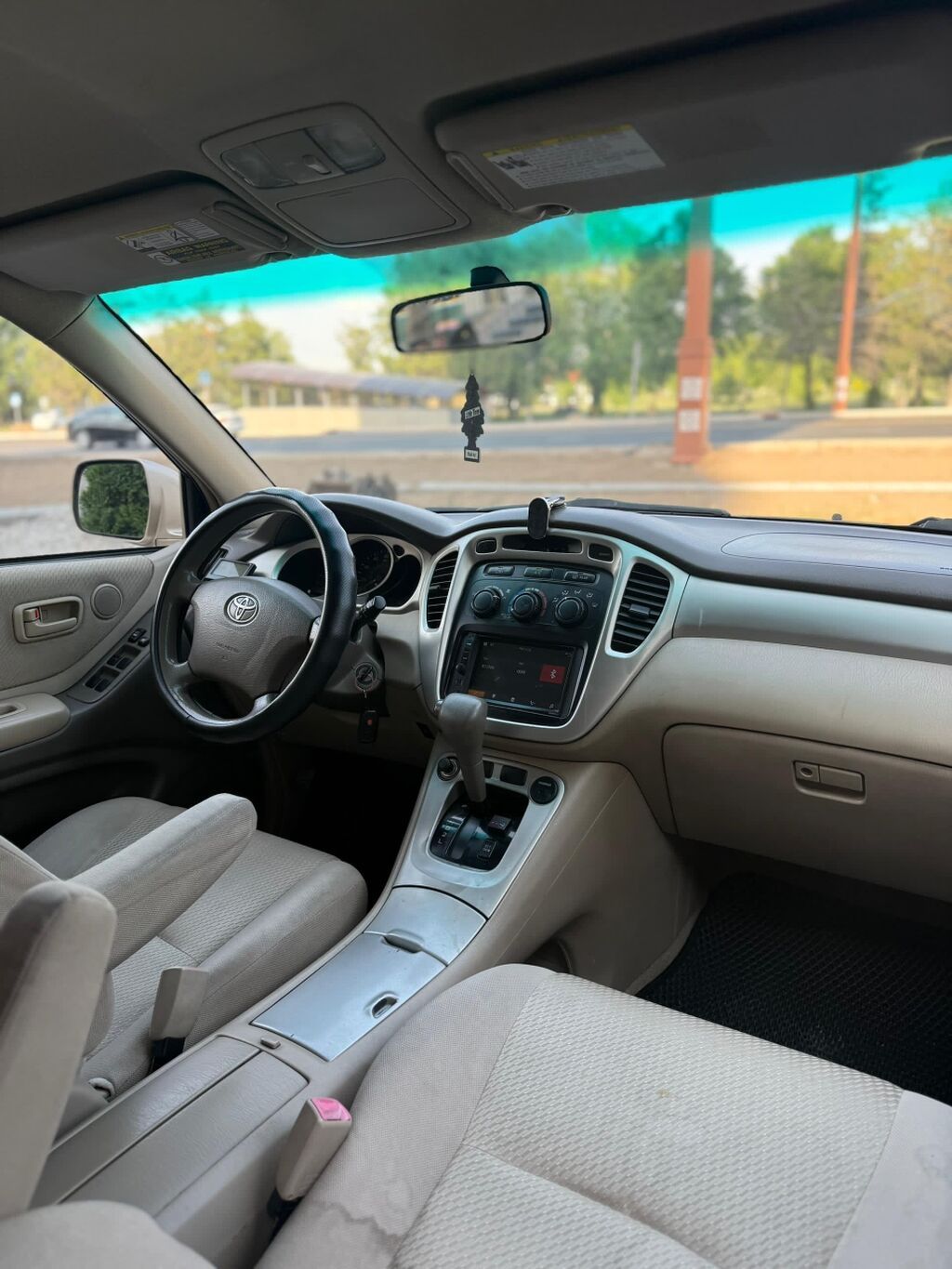 Toyota Highlander: 2005 г., 2.4 л, Автомат, Газ, Кроссовер: фото 4