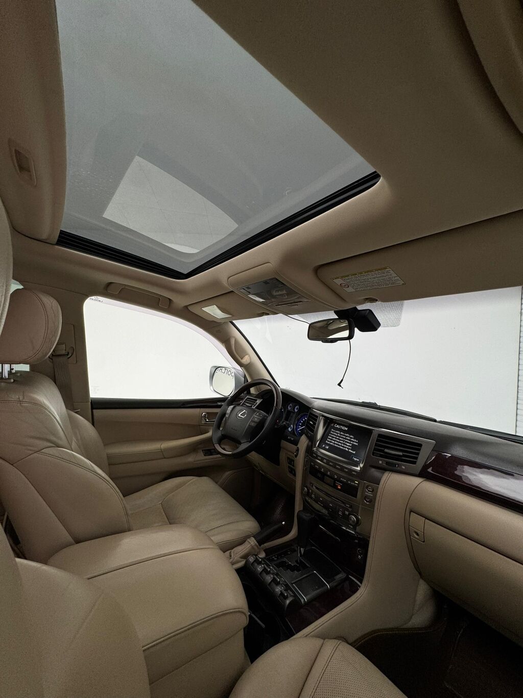 Lexus LX: 2009 г., 5.7 л, Автомат, Газ, Внедорожник: фото 5