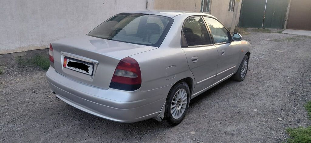 Daewoo Nubira: 2001 г., 1.5 л, Автомат, Бензин, Седан: фото 4