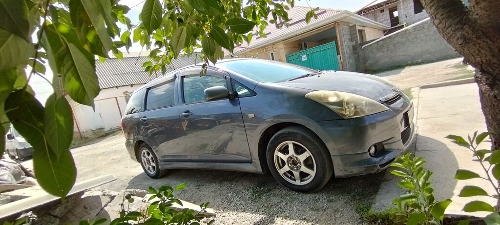 Toyota WISH: 2003 г., Автомат, Бензин, Минивэн: фото 6
