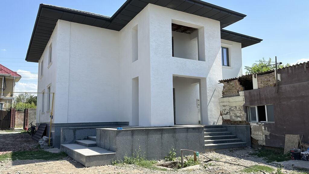 Продаю двухэтажный дом в Ак-Орго, 280 м², 6 соток: фото 6