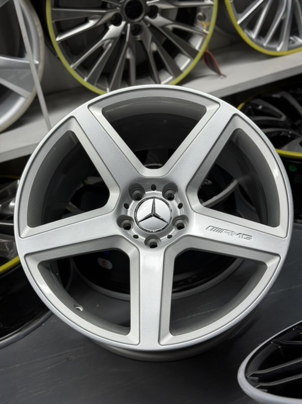 Литые Диски R 19 AMG, Комплект, отверстий - 5, Новый: фото 2