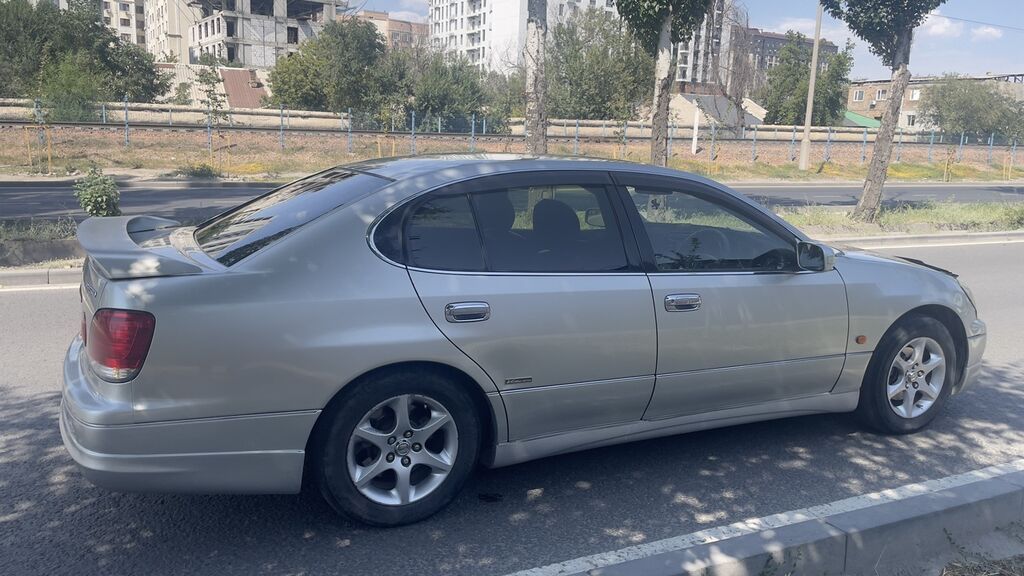Toyota Aristo: 2003 г., 3 л, Автомат, Газ, Седан: фото 4
