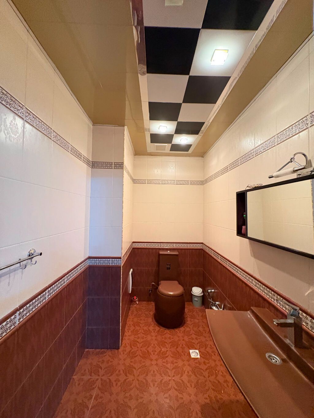 Bakıxanov qəs., 3 otaqlı, Yeni tikili, 178 kv. m