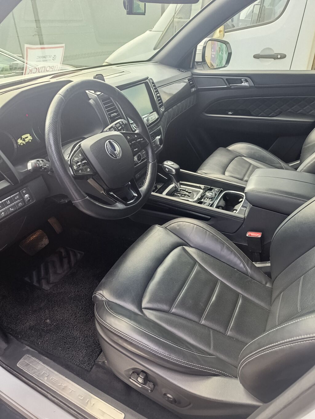 Ssangyong Rexton: 2020 г., 2.2 л, Автомат, Дизель, Внедорожник: фото 6