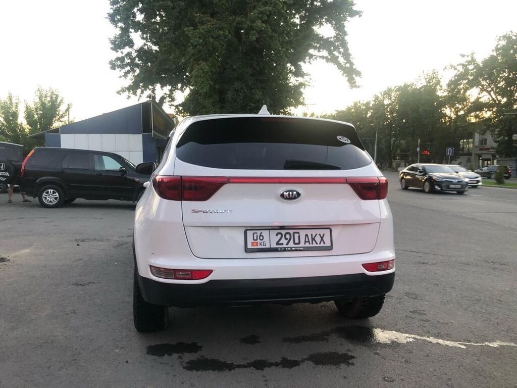 Kia Sportage: 2017 г., 2.4 л, Автомат, Бензин, Кроссовер: фото 4