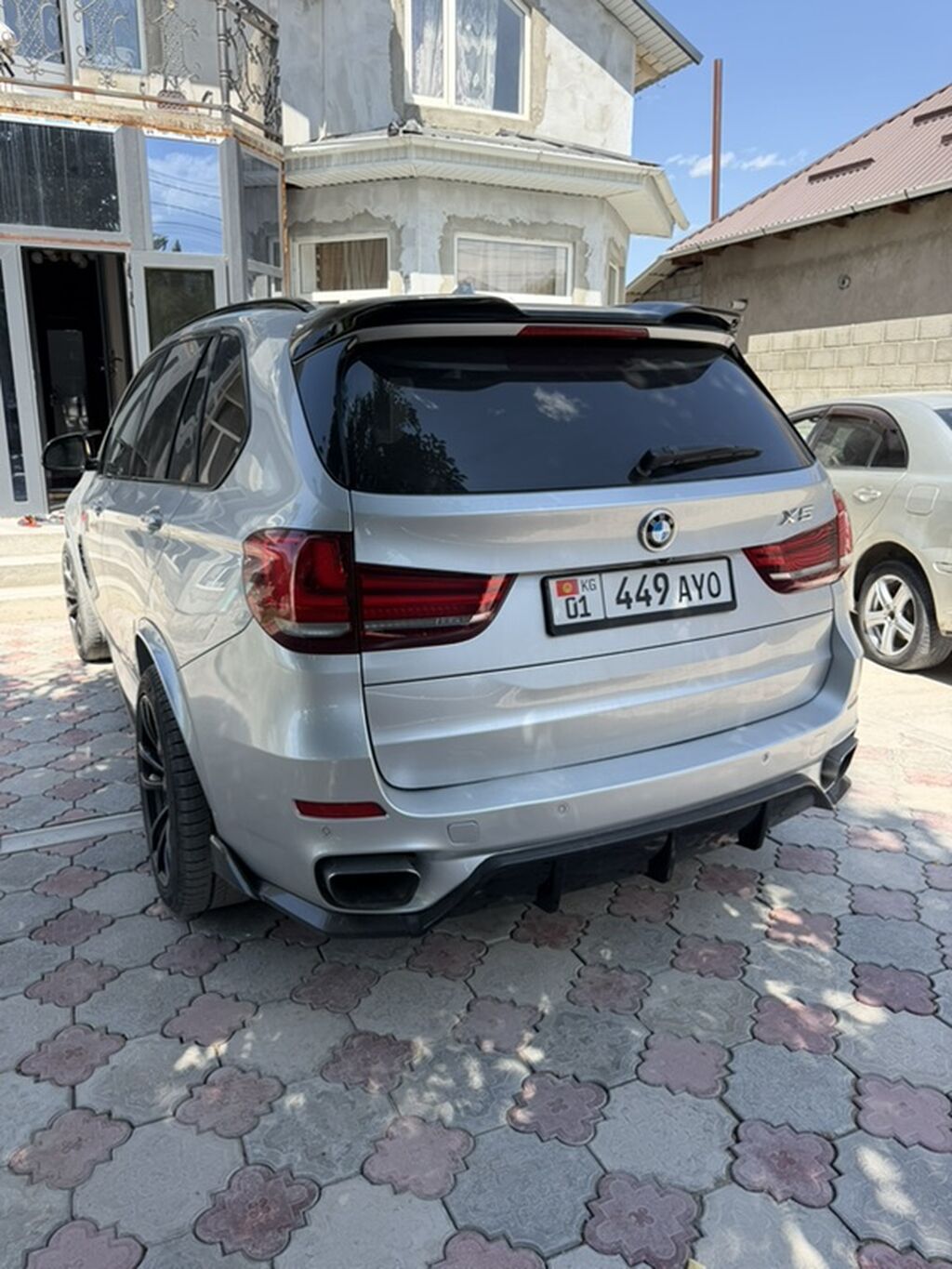BMW X5: 2017 г., 4.4 л, Автомат, Бензин, Кроссовер: фото 3