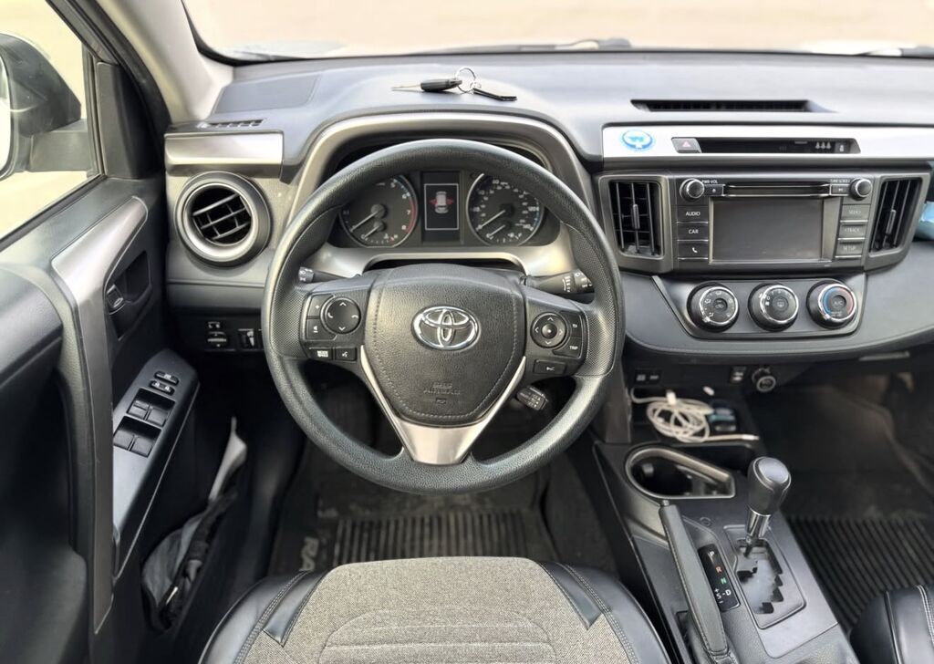 Toyota RAV4: 2017 г., 2.5 л, Автомат, Бензин, Кроссовер: фото 8