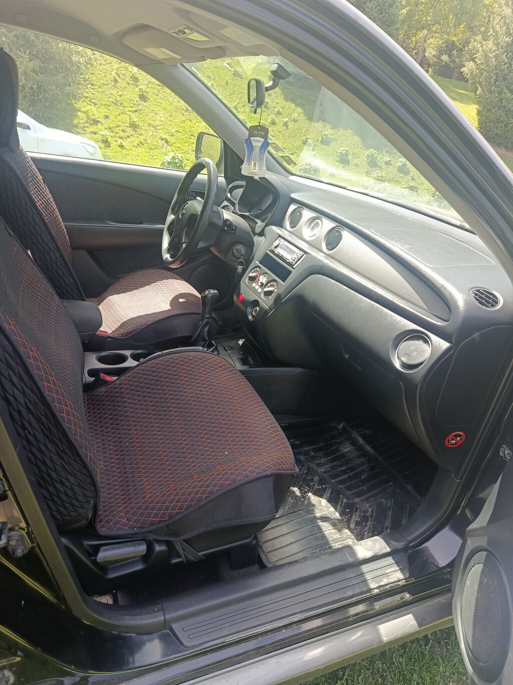 Mitsubishi Outlander: 2003 г., 0.2 л, Механика, Газ, Кроссовер: фото 5
