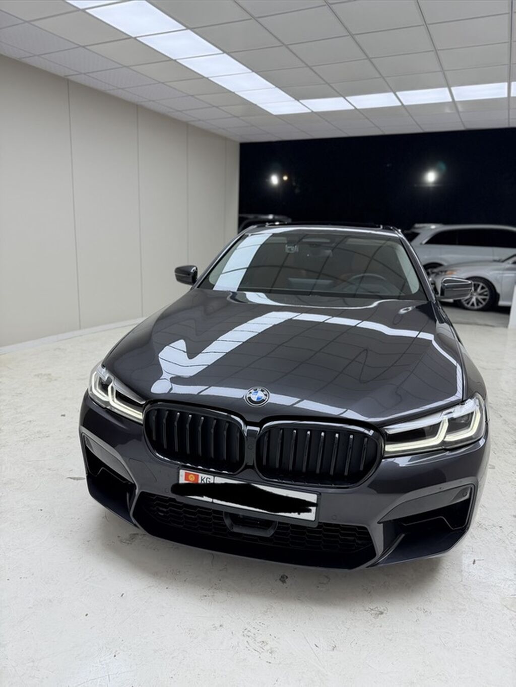 BMW 5 series: 2022 г., 2 л, Автомат, Бензин, Седан: фото 3