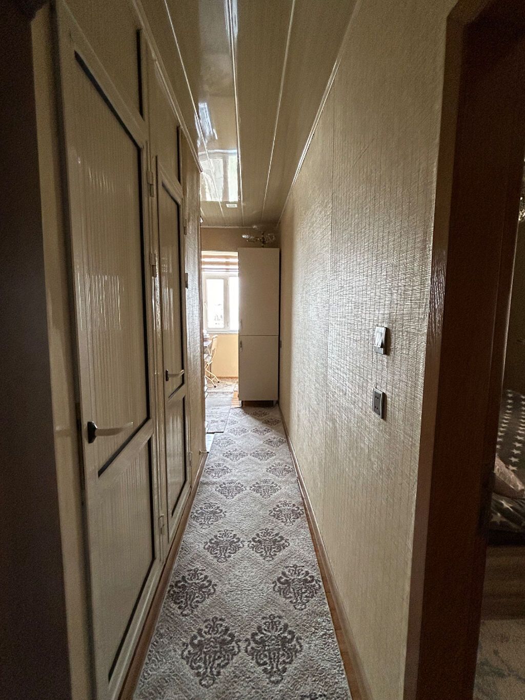 Bakı, Bakıxanov qəs., 4 otaqlı, Köhnə tikili, m. Neftçilər, 90 kv. m