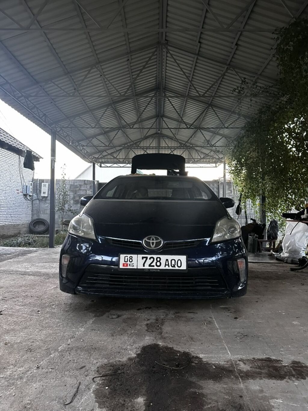 Toyota Prius: 2015 г., Гибрид, Хэтчбэк: фото 1