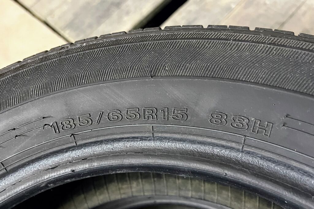 Продам 3 шт.летних шин 185/65 R15 в хорошем состоянии, без шишек, без: фото 2