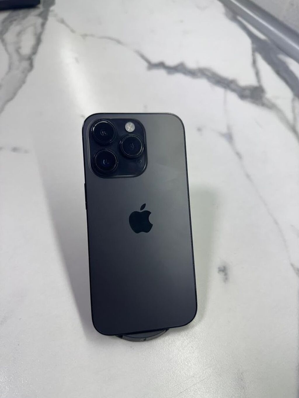 IPhone 14 Pro, Б/у, 256 ГБ, Черный, 83 %: фото 1