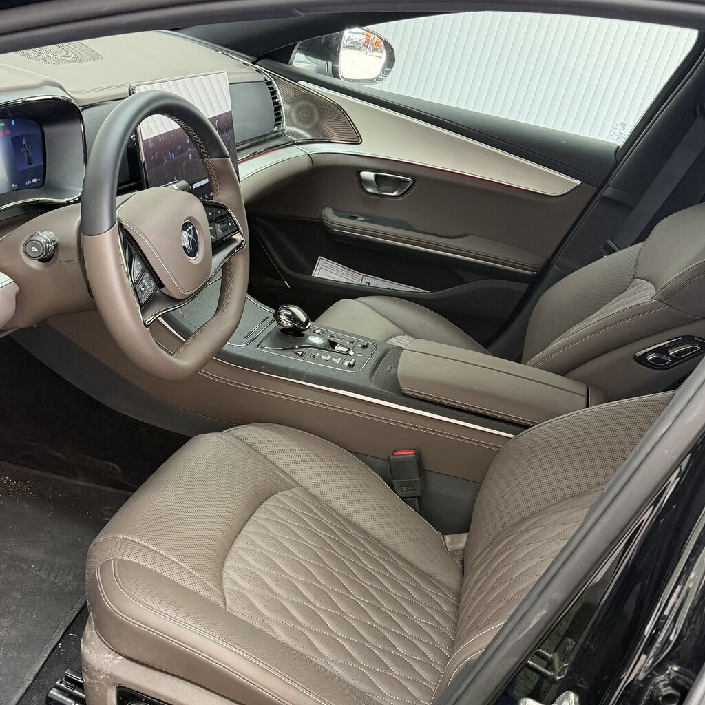BYD Han: 2025 г., 1.5 л, Автомат, Гибрид, Седан: фото 6