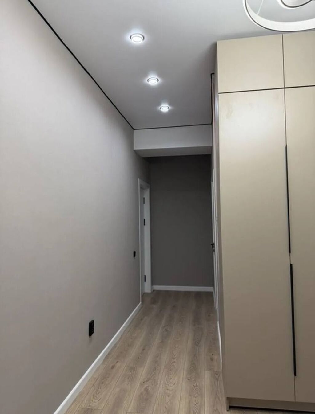 3 комнаты, 77 м², Пишпек Элитка, 5 этаж, Евроремонт: фото 3