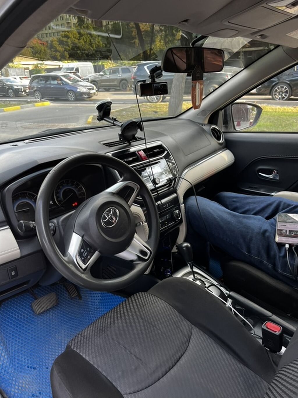 Toyota Rush: 2020 г., 1.5 л, Автомат, Бензин, Кроссовер: фото 6