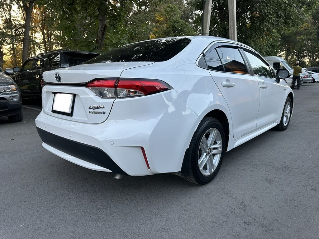 Toyota Levin: 2021 г., 1.8 л, Вариатор, Гибрид, Седан: фото 6