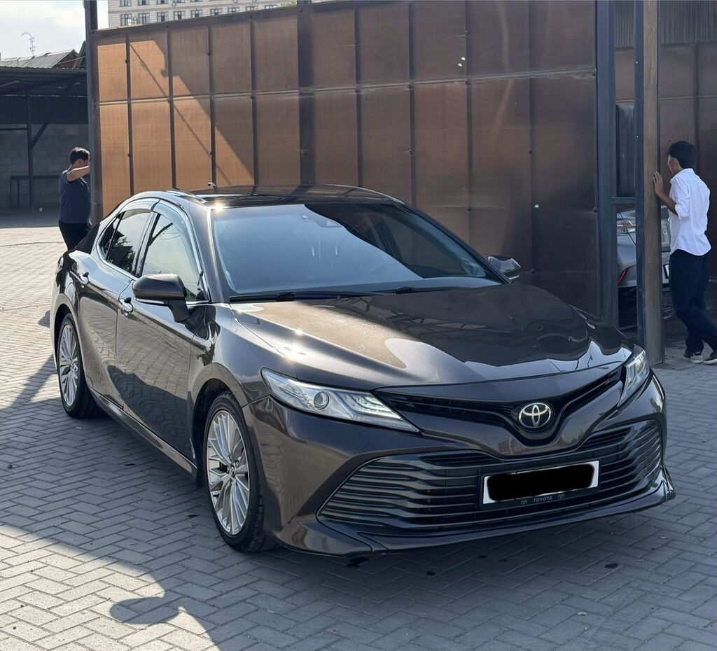 Toyota Camry: 2018 г., 2.5 л, Типтроник, Бензин, Седан: фото 8