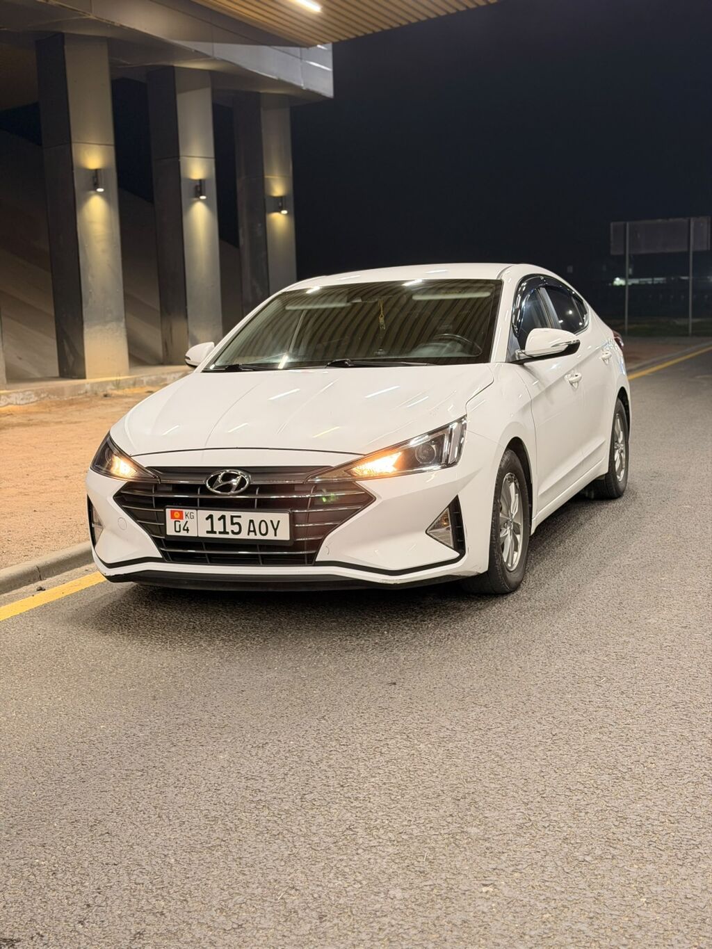 Hyundai Avante: 2019 г., 1.6 л, Газ: фото 3