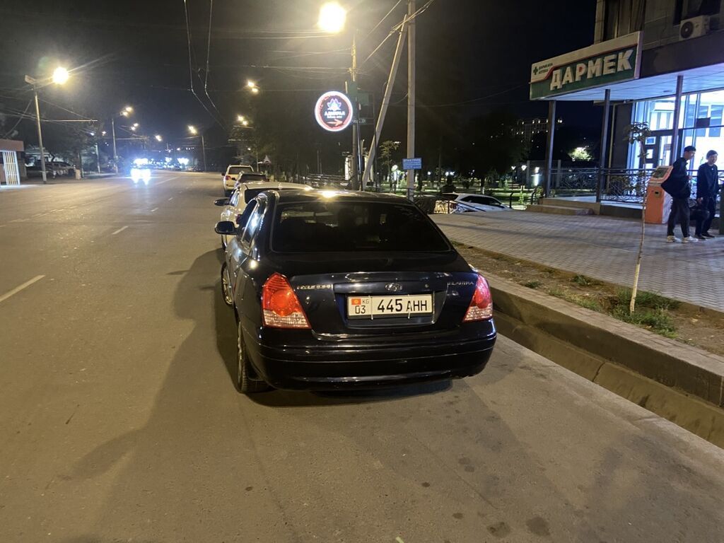 Hyundai Elantra: 2004 г., 1.6 л, Механика, Бензин, Седан: фото 3