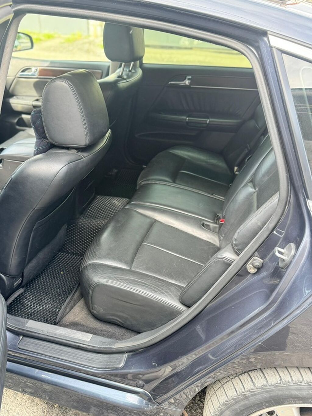 Infiniti M35: 2008 г., 3.5 л, Автомат, Бензин, Седан: фото 3