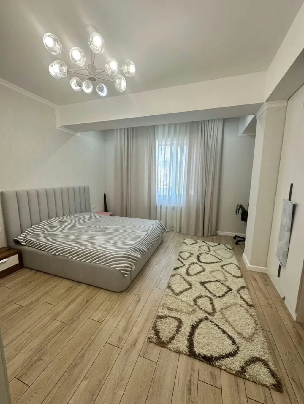 220 м², 4 комнаты, Семейным: фото 4