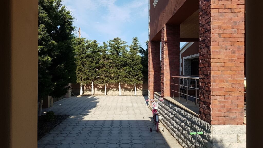 Bakı, Şüvəlan qəs., 220 kv. m, 7 otaqlı, Hovuzsuz, Qaz, Telefon, İşıq