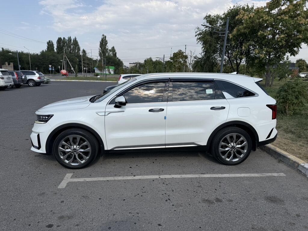 Kia Sorento: 2021 г., 2.2 л, Дизель, Кроссовер: фото 2