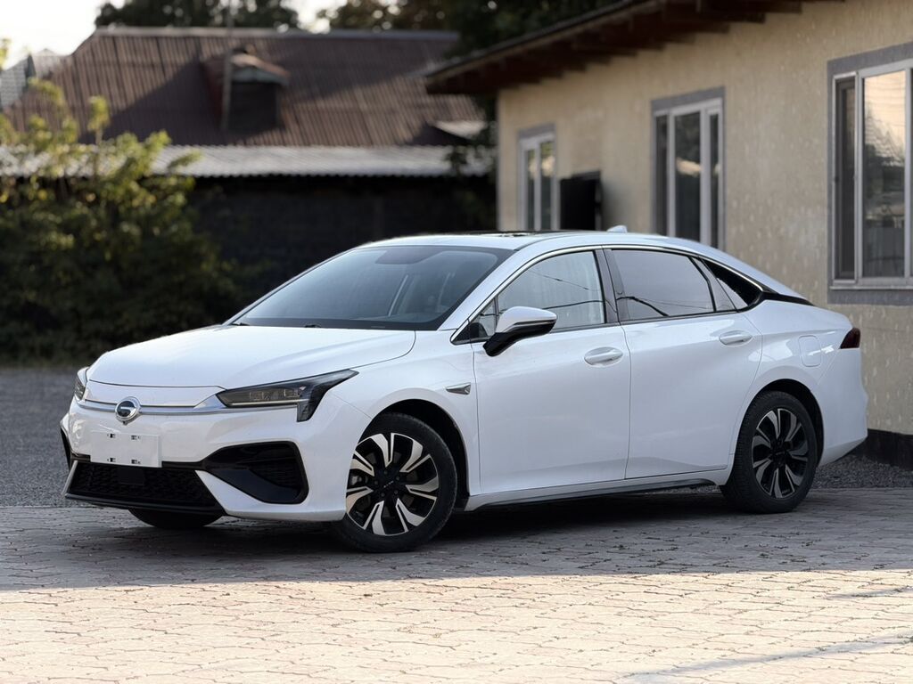 GAC Aion S — электрический седан Кузов и дизайн: - Аэродинамичный: фото 1