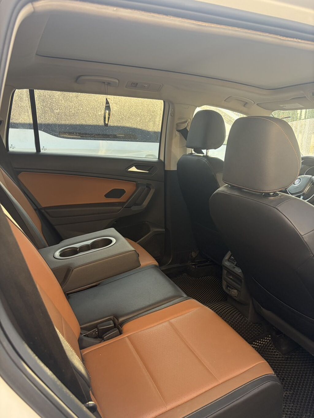 Volkswagen Tiguan: 2019 г., 2 л, Автомат, Бензин, Кроссовер: фото 5