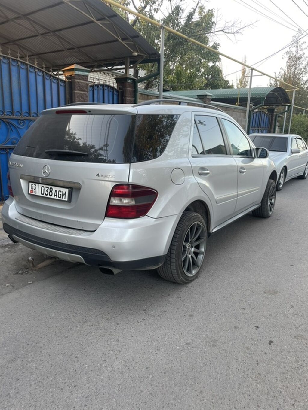 Mercedes-Benz ML-Class: 2008 г., 3 л, Автомат, Дизель, Кроссовер: фото 3