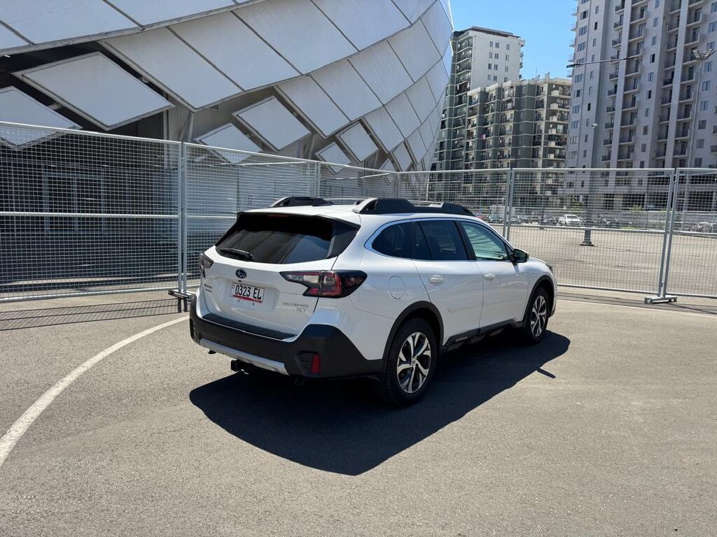 Subaru Outback: 2020 г., Вариатор, Бензин, Универсал: фото 3