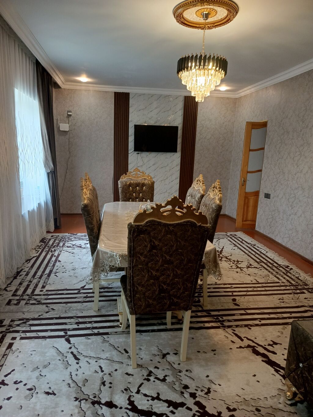 Satılır – Zövqlü qonaq otağı dəsti - Yemək masası: 6 nəfərlik