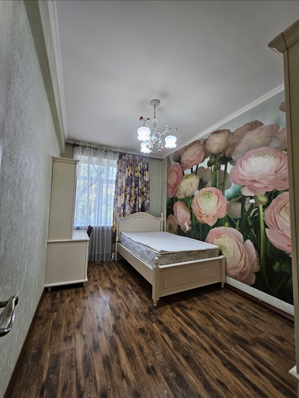 3 комнаты, 68 м², Юг-2 мкр Сталинка, 2 этаж: фото 5