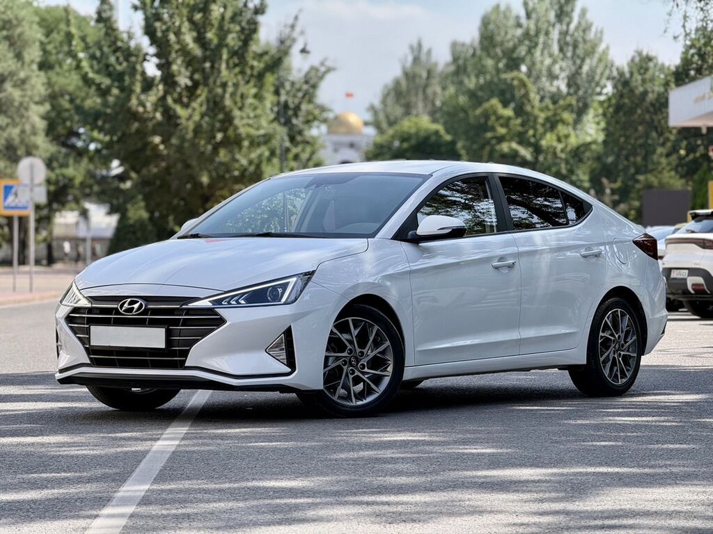 Hyundai Avante: 2019 г., 1.6 л, Вариатор, Бензин, Седан: фото 1