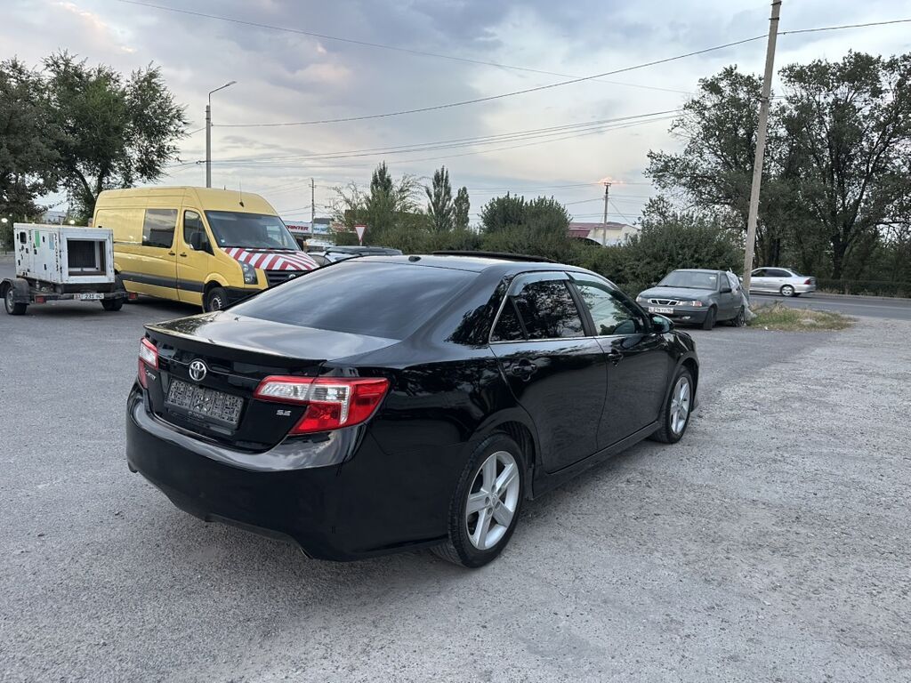 Toyota Camry: 2012 г., Автомат, Седан: фото 2