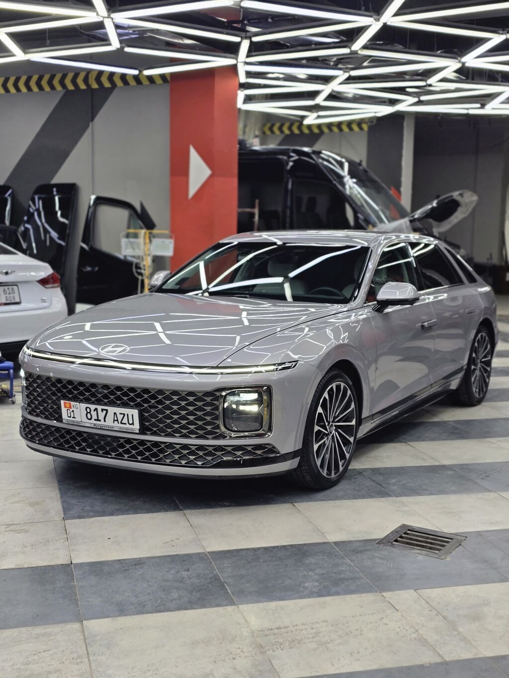 Hyundai Grandeur: 2023 г., 1.6 л, Автомат, Гибрид, Седан — фото 7