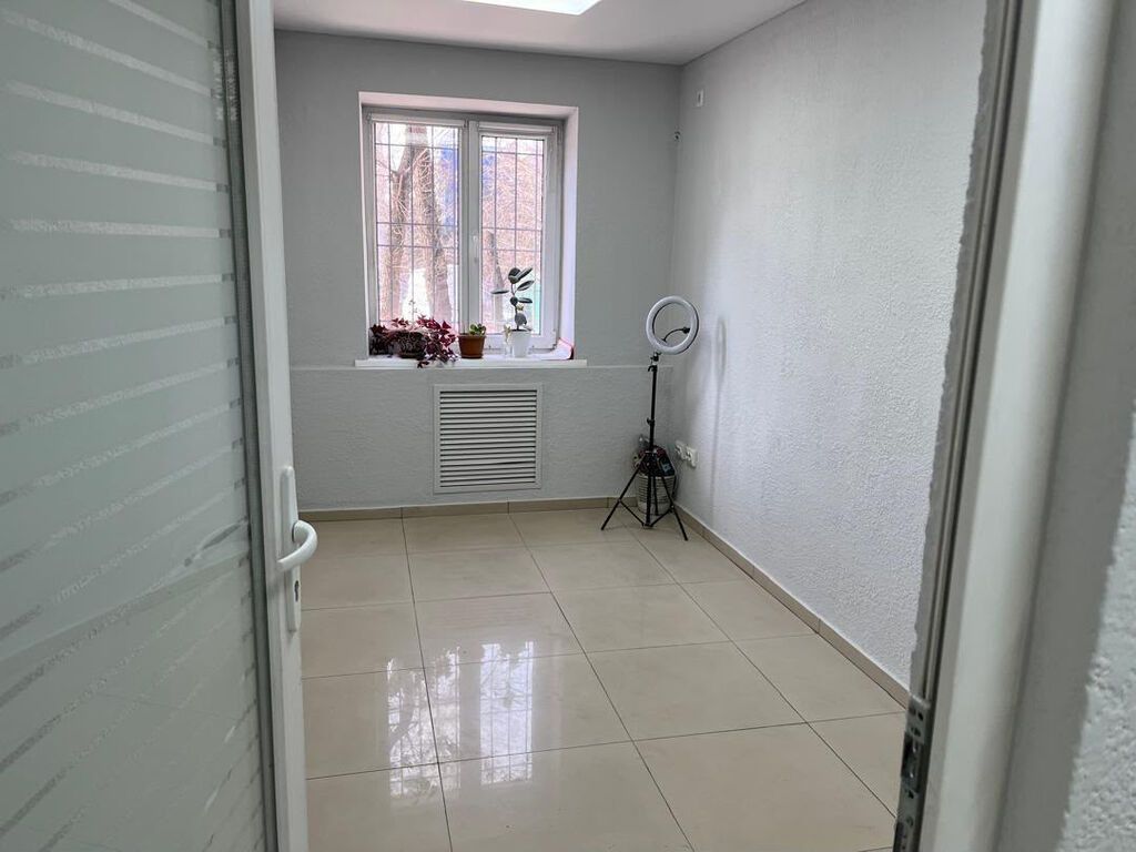 Предлагается коммерческое помещение площадью 57 м²: фото 3