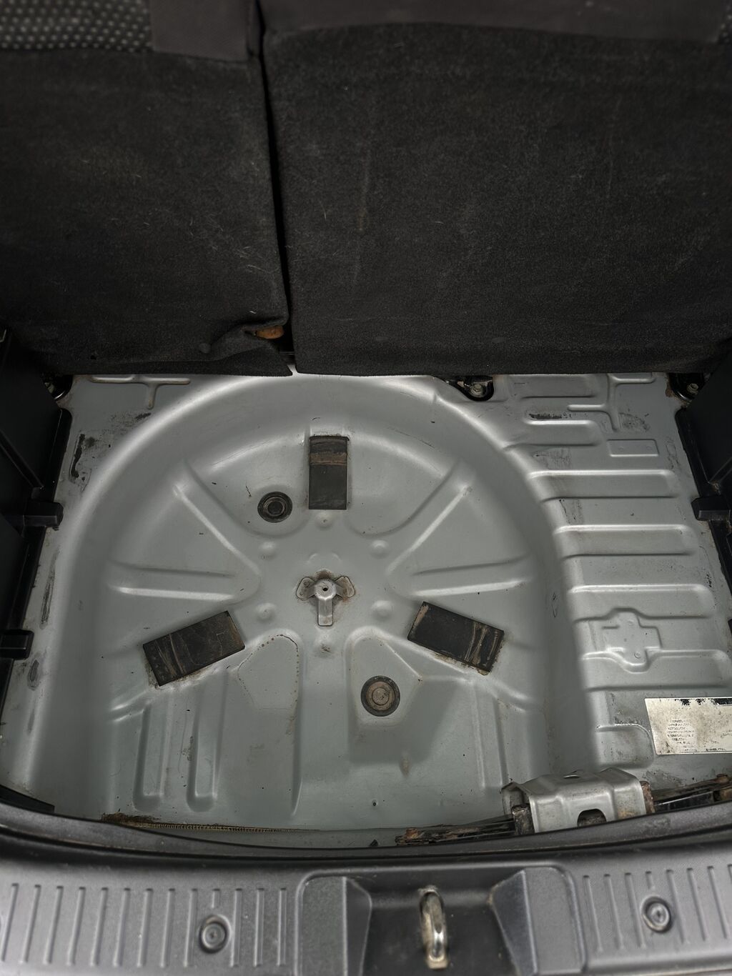 Toyota Ist: 2003 г., 1.3 л, Автомат, Бензин, Хэтчбэк: фото 8