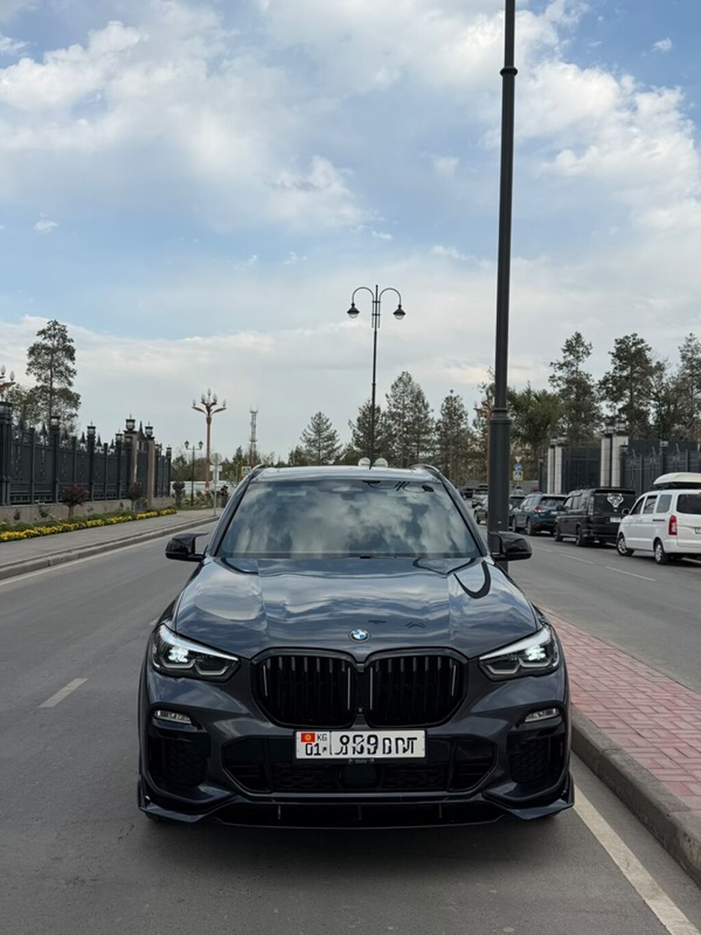 BMW X5: 2019 г., 4.4 л, Автомат, Бензин, Кроссовер: фото 5