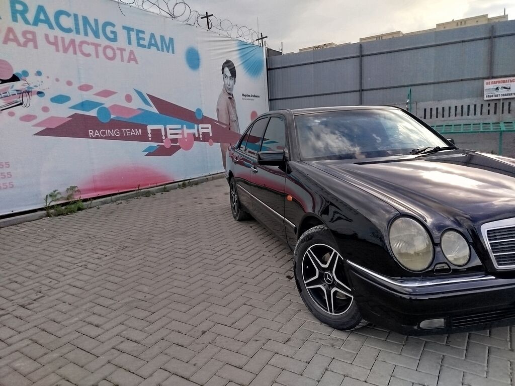 Mercedes-Benz E-Class: 1999 г., 3.2 л, Автомат, Бензин, Седан: фото 7