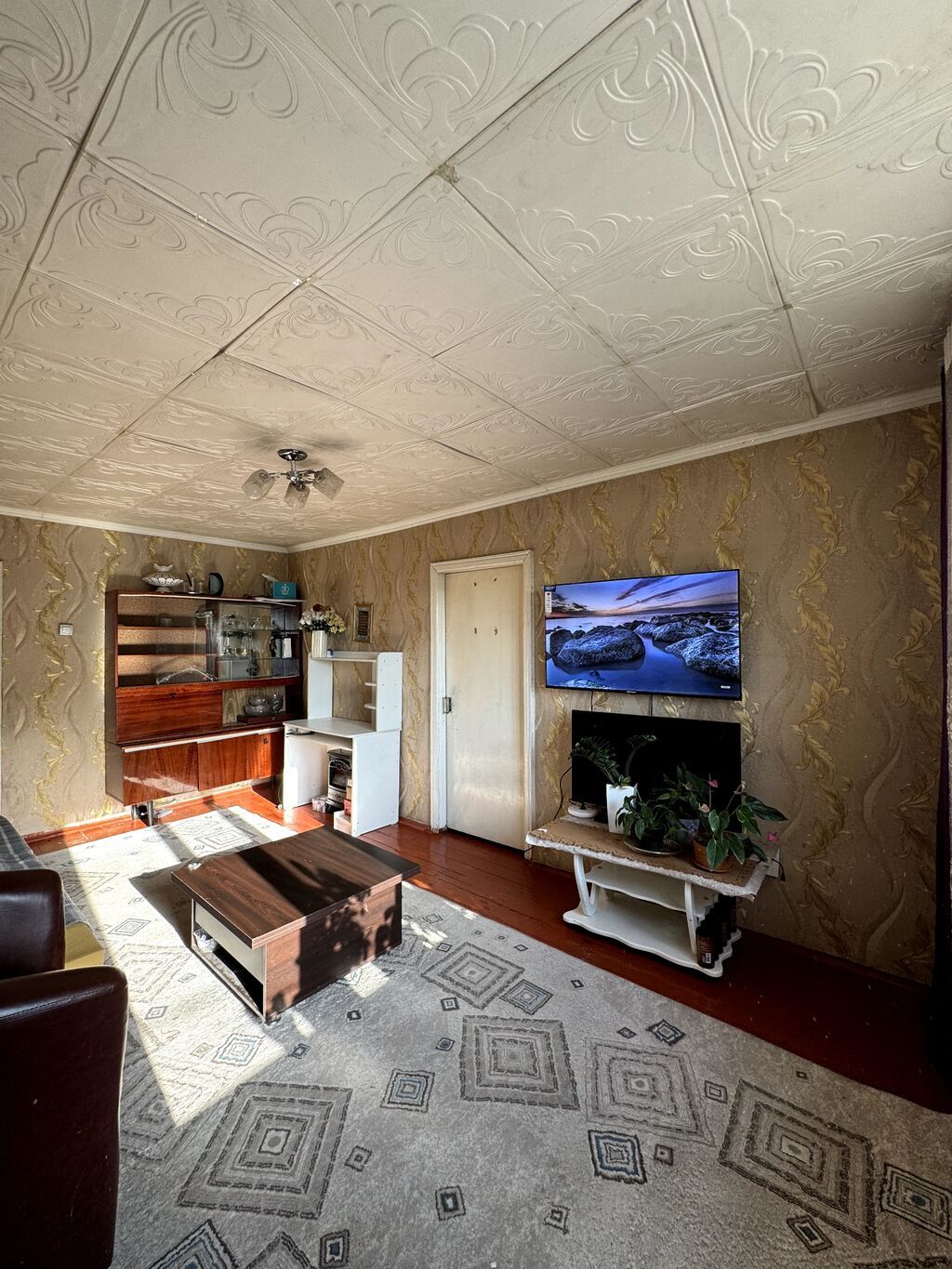 2 комнаты, 42 м², Ошский рынок / базар Индивидуалка, 2 этаж, Старый ремонт: фото 5